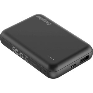 Energizer - Ultimate Lithium 5,000mAh 18W MagSafe Magnetic Wireless Power Bank/ Portable Battery Charger with 3 Ports & LED Display - Black